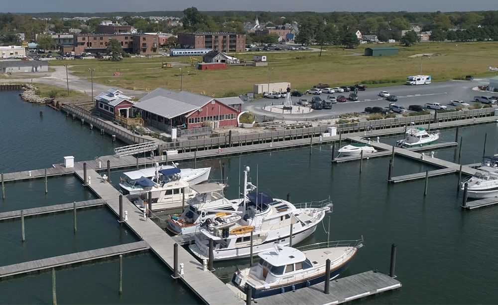 An image of a marina on the Chesapeake Bay where Tidewater Charters launches.